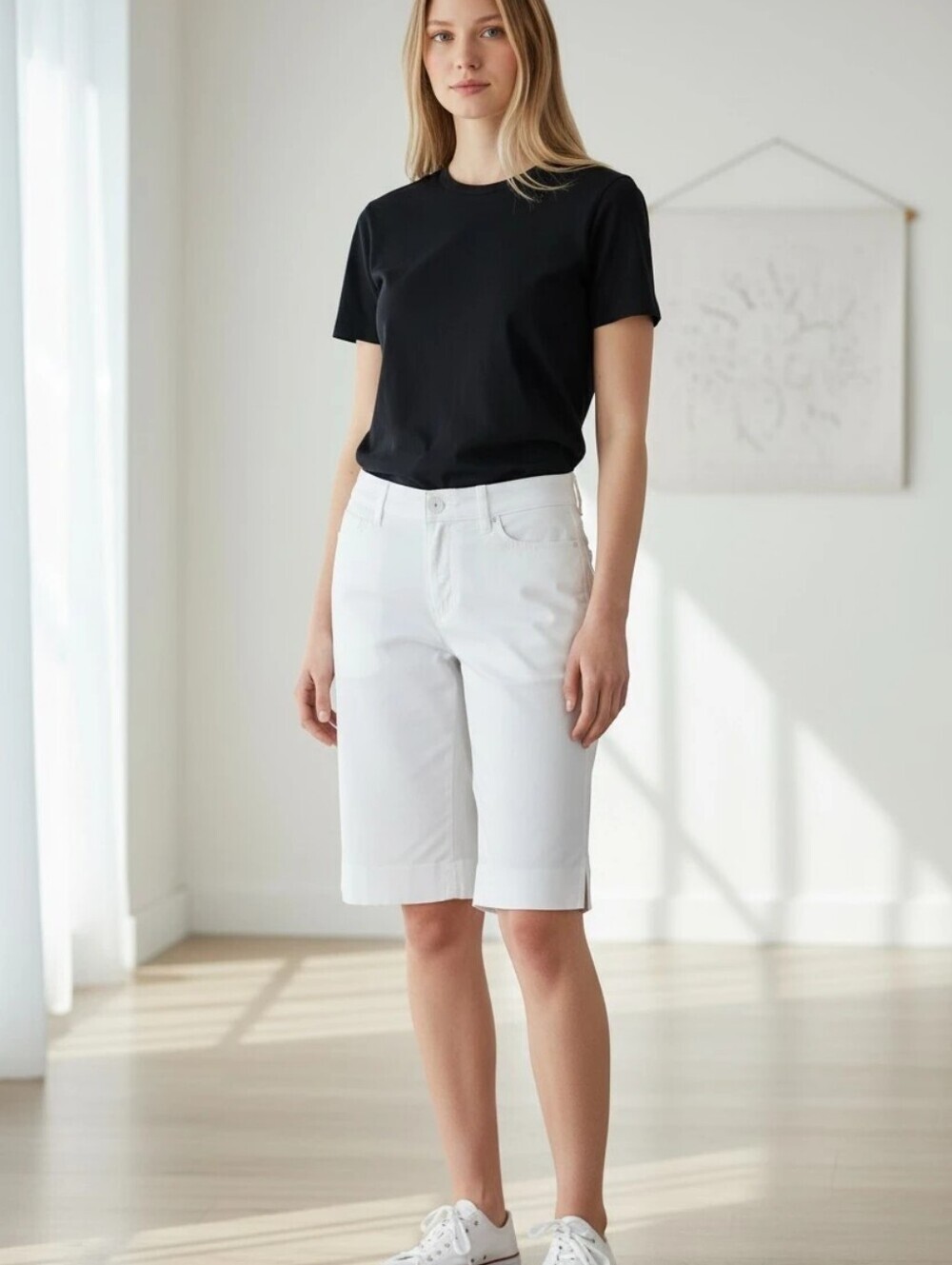 Jones New York White Women's Stretch Bermuda Shorts Size 8